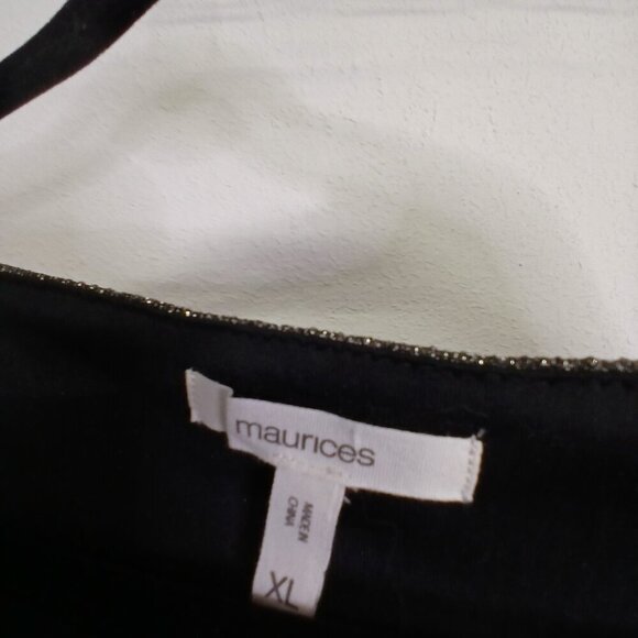 NWT Maurices Black and Gold metallic shimmer wrap Top size XL - Picture 5 of 8